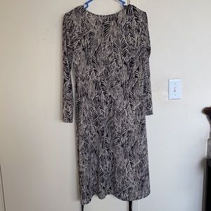 black and white lapis long sleeve dress